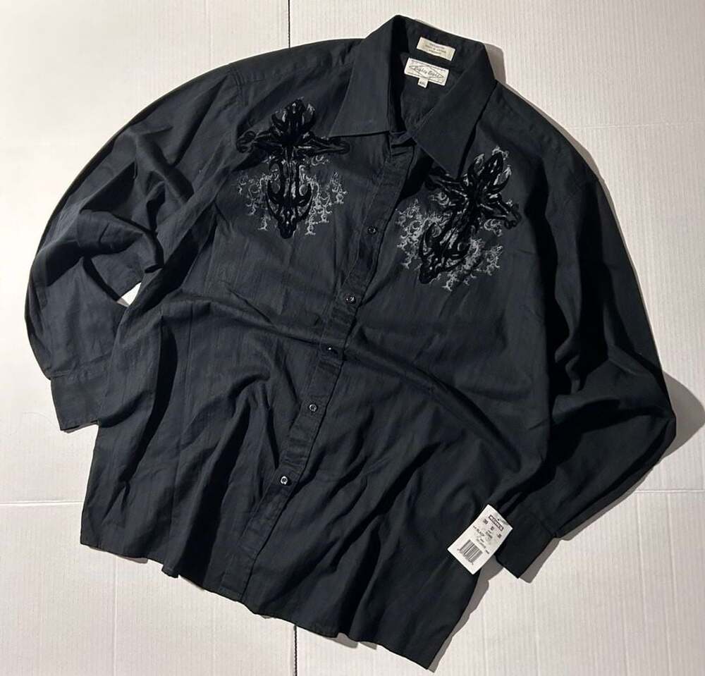 2000s Deadstock Eighty Eight Men's Y2K Black Long Sleeve Affliction style
